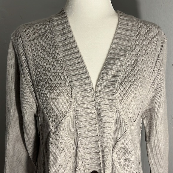 SALE  Gray Knit Sweater - Picture 2 of 6